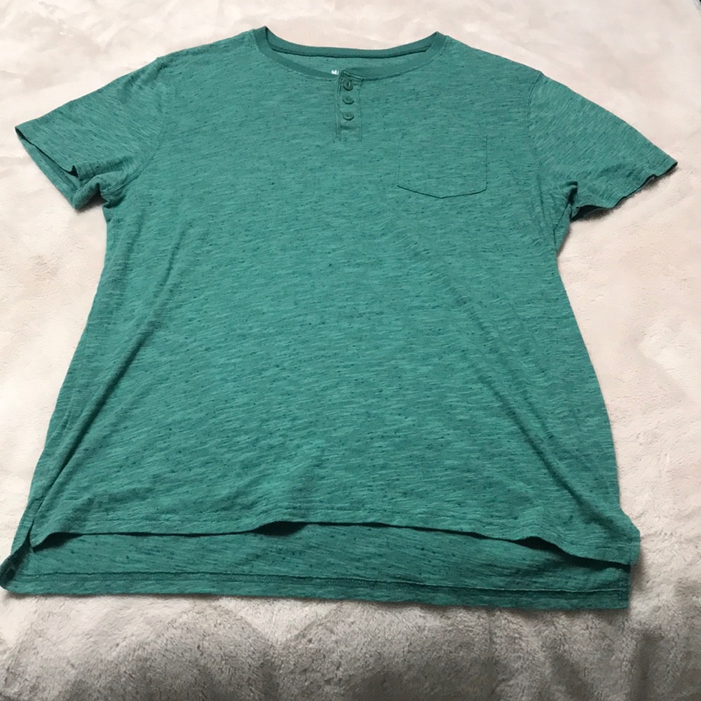 Tee - Picture 3 of 6